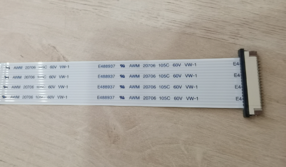 ffc排线抽屉锁扣连接